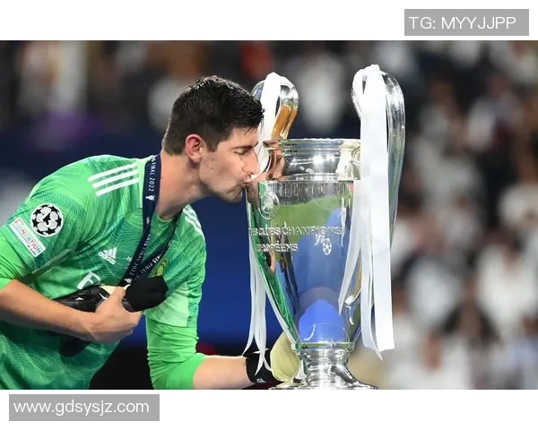 足球传奇克鲁耶夫的经典瞬间壁纸分享与欣赏 足球传奇克鲁耶夫的经典瞬间壁纸分享与欣赏